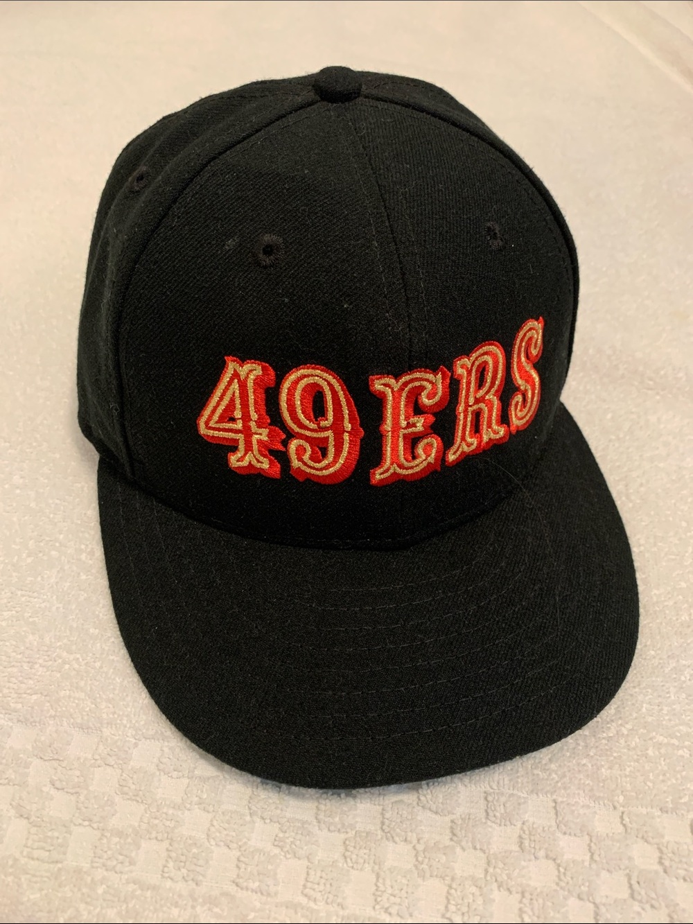 Men’s new era San Francisco 49ers hat! Size 7 1/4